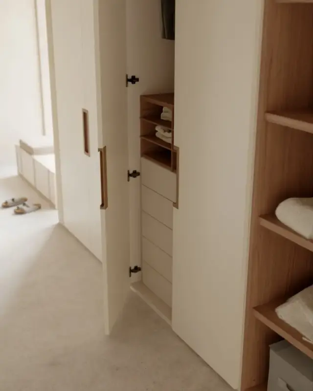 Armarios de puertas abatibles de EMEDE