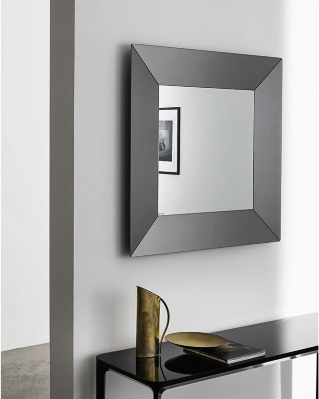Espejo Denver Square de Sovet con marco personalizable y espejo central extralight.
