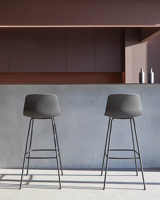 Taburete Varya de Inclass con diseño contemporáneo y múltiples opciones de base