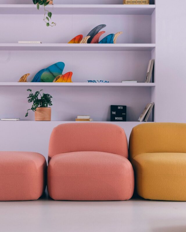 Módulos Gumi de Ondarreta (esquinero y central) con diseño redondeado y combinaciones personalizables.