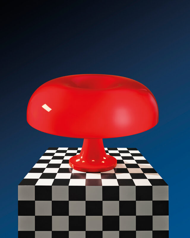 Lámpara Nessino de Artemide con diseño icónico y forma orgánica en resina termoplástica.