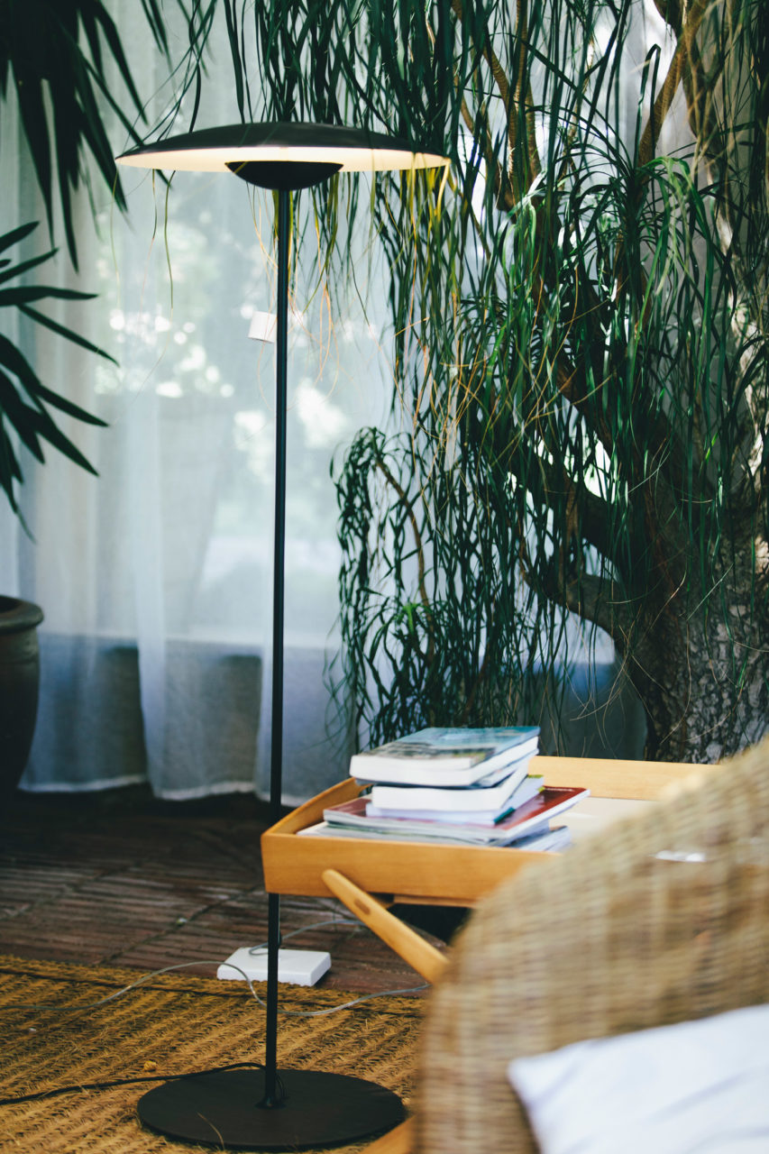 Lámpara de pie Ginger de Marset — Boceto — Tienda de Mobiliario